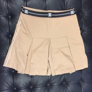 Celine Pleated Skort. Size 36.